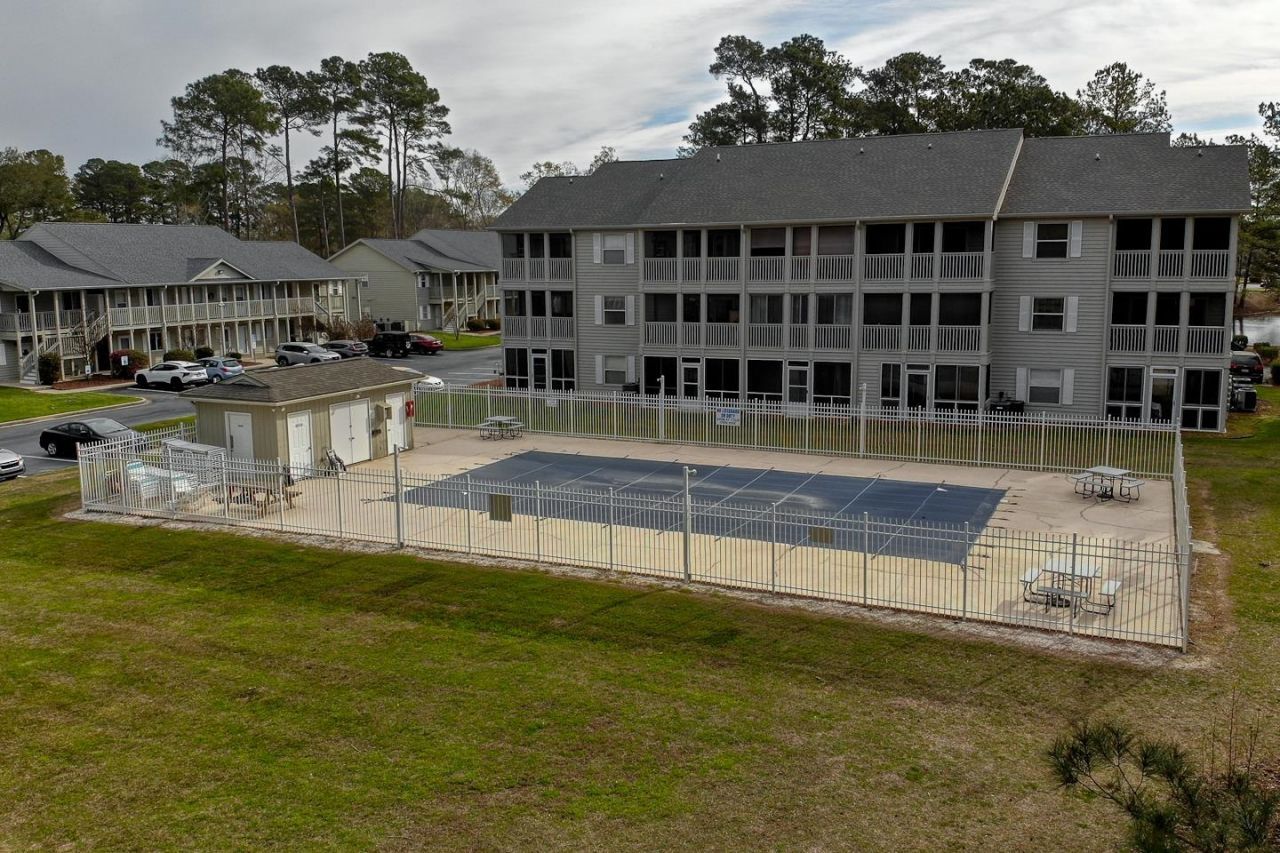 1290 White Tree Ln.  Photo 24