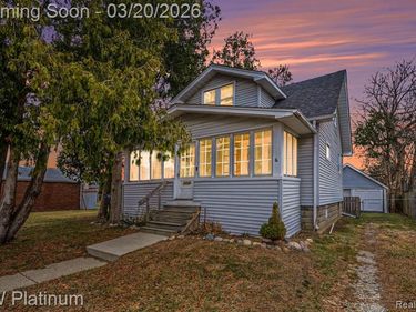 25886 Hoffmeyer Street, Roseville, MI 48066