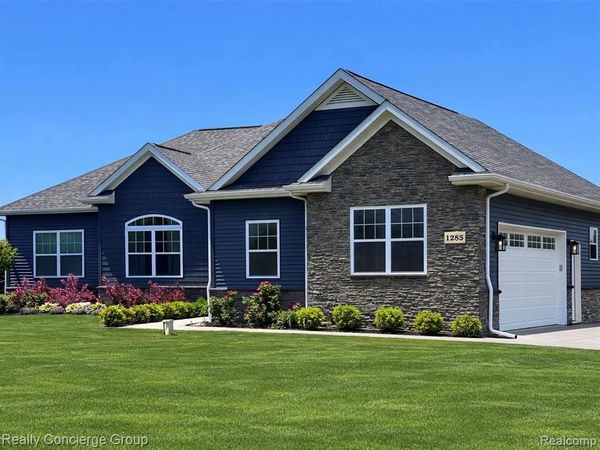 1285 Sweet Grass Trail, Oceola Twp, MI 48843