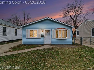 12416 Vernon Avenue, Warren, MI 48089