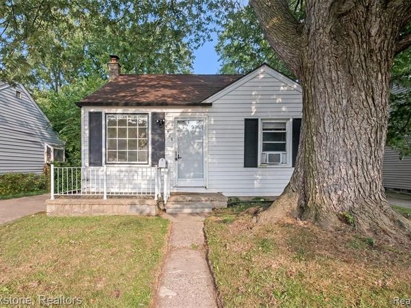 5689 Cornell Street, Dearborn Heights, MI 48125