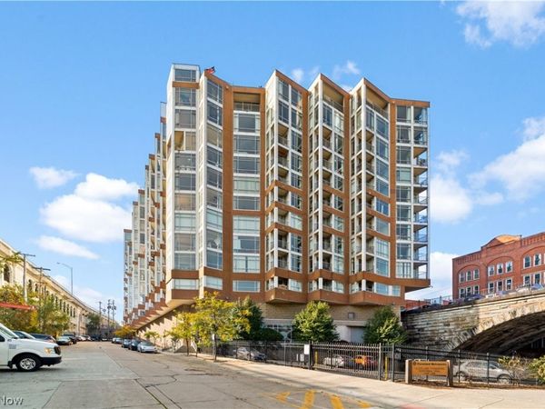 2222 Detroit Avenue, Unit 906, Cleveland, OH 44113