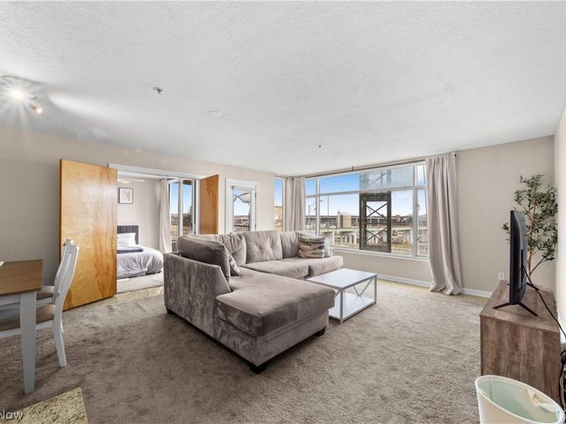 2222 Detroit Avenue, Unit 906, Cleveland, OH 44113 Photo 5