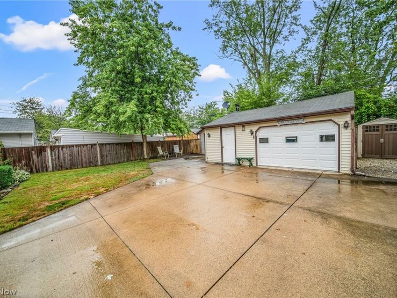 5027 Glenn Lodge Road, Mentor, OH 44060 Photo 21