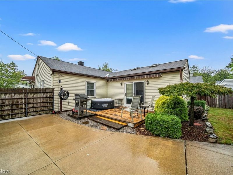 5027 Glenn Lodge Road, Mentor, OH 44060 Photo 5