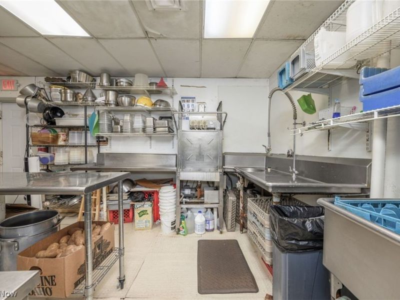 314 Pioneer Street , Akron, OH 44305 Photo 15