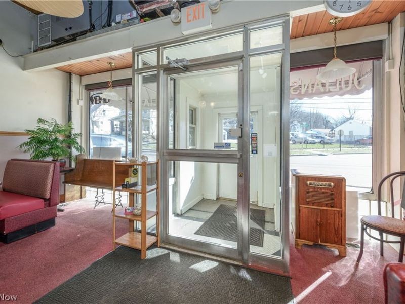 314 Pioneer Street , Akron, OH 44305 Photo 4