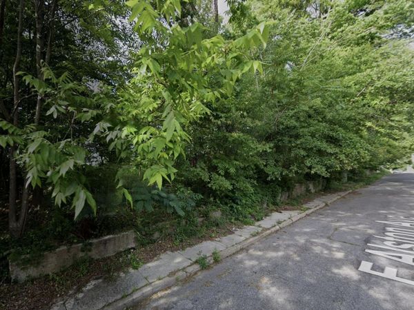 496 E ALSTON AVE, Memphis, TN 38126