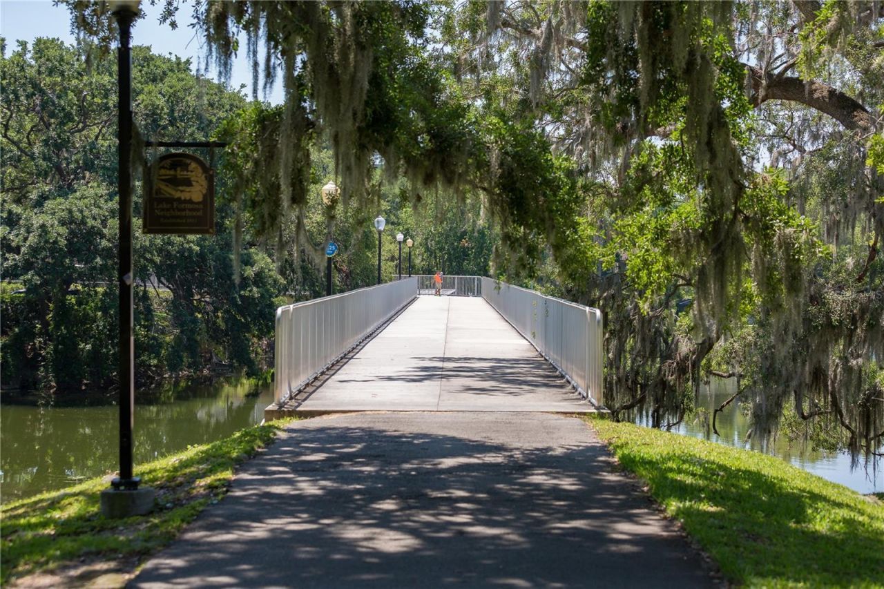 1416 Lake Shore Drive, Orlando, FL 32803 Photo