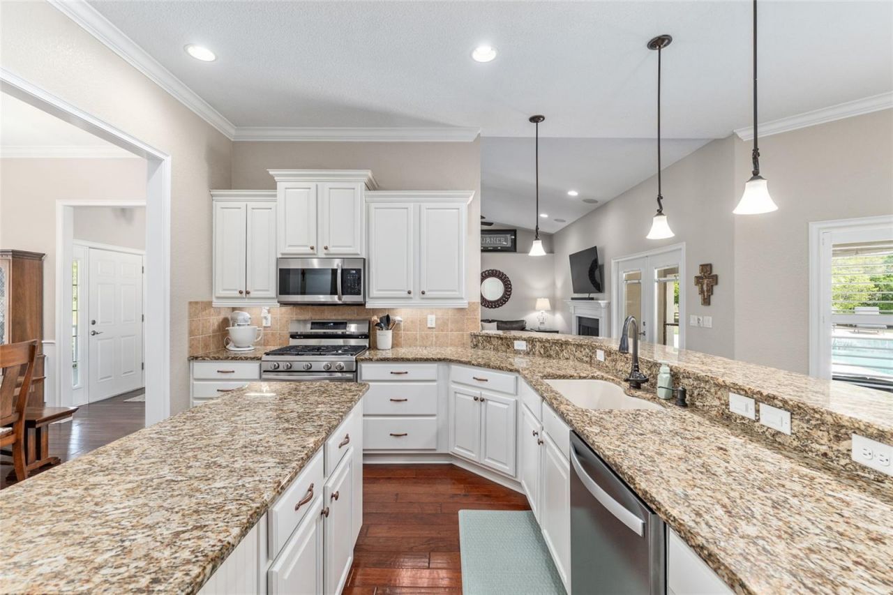 12975 SE Us-301, Belleview, FL 34420 Photo