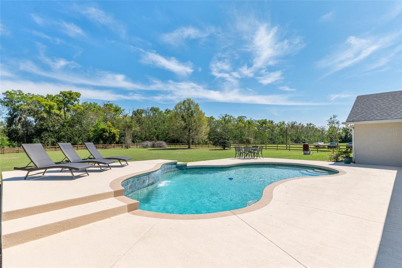 12975 SE Us-301, Belleview, FL 34420 Photo