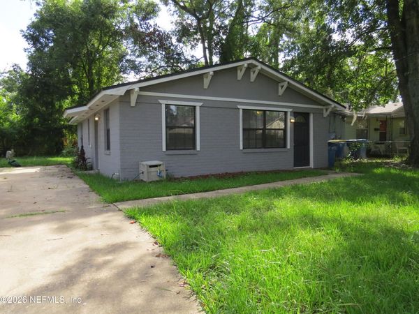 9071 3RD Avenue, Jacksonville, FL 32208
