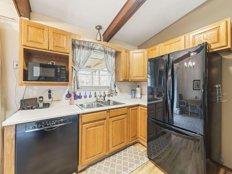 439 Canterwood Court, Columbus, OH 43230 Photo 12