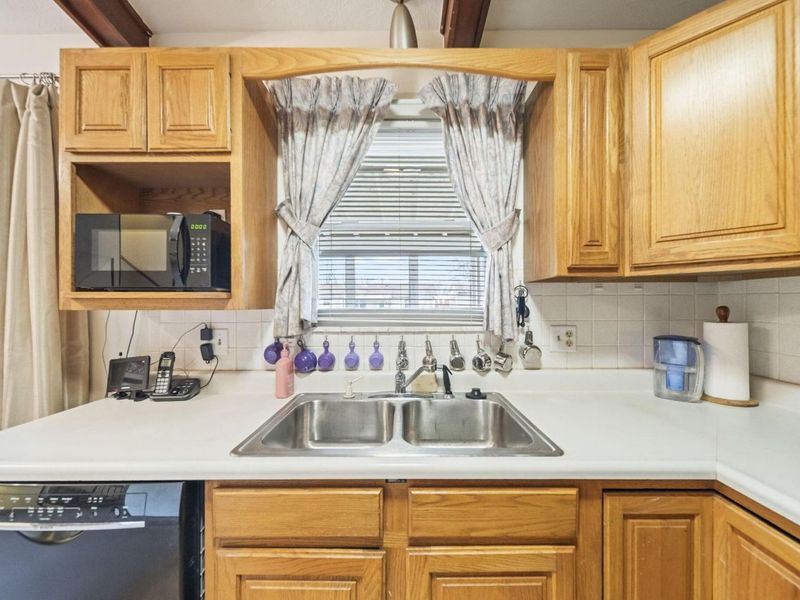 439 Canterwood Court, Columbus, OH 43230 Photo 14