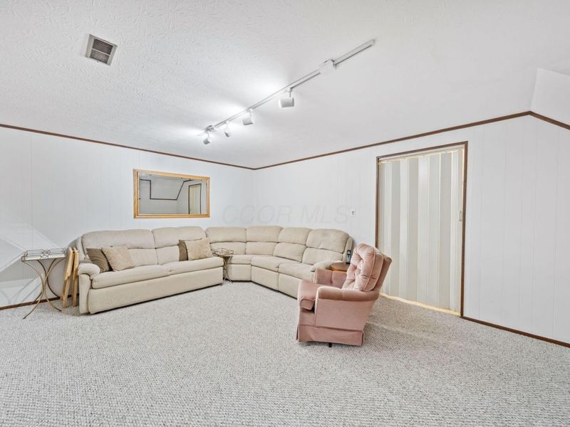 439 Canterwood Court, Columbus, OH 43230 Photo 30