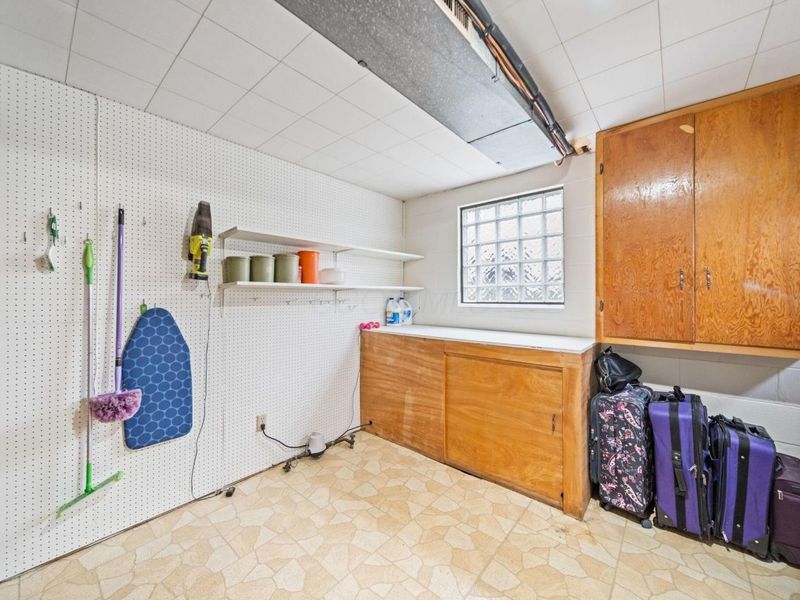 439 Canterwood Court, Columbus, OH 43230 Photo 33