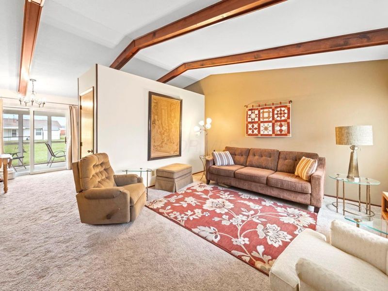 439 Canterwood Court, Columbus, OH 43230 Photo 5