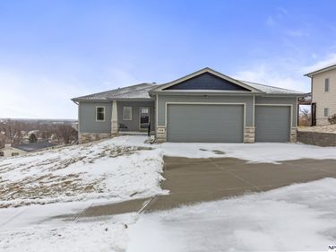 1010 S 17 Avenue, Blair, NE 68008