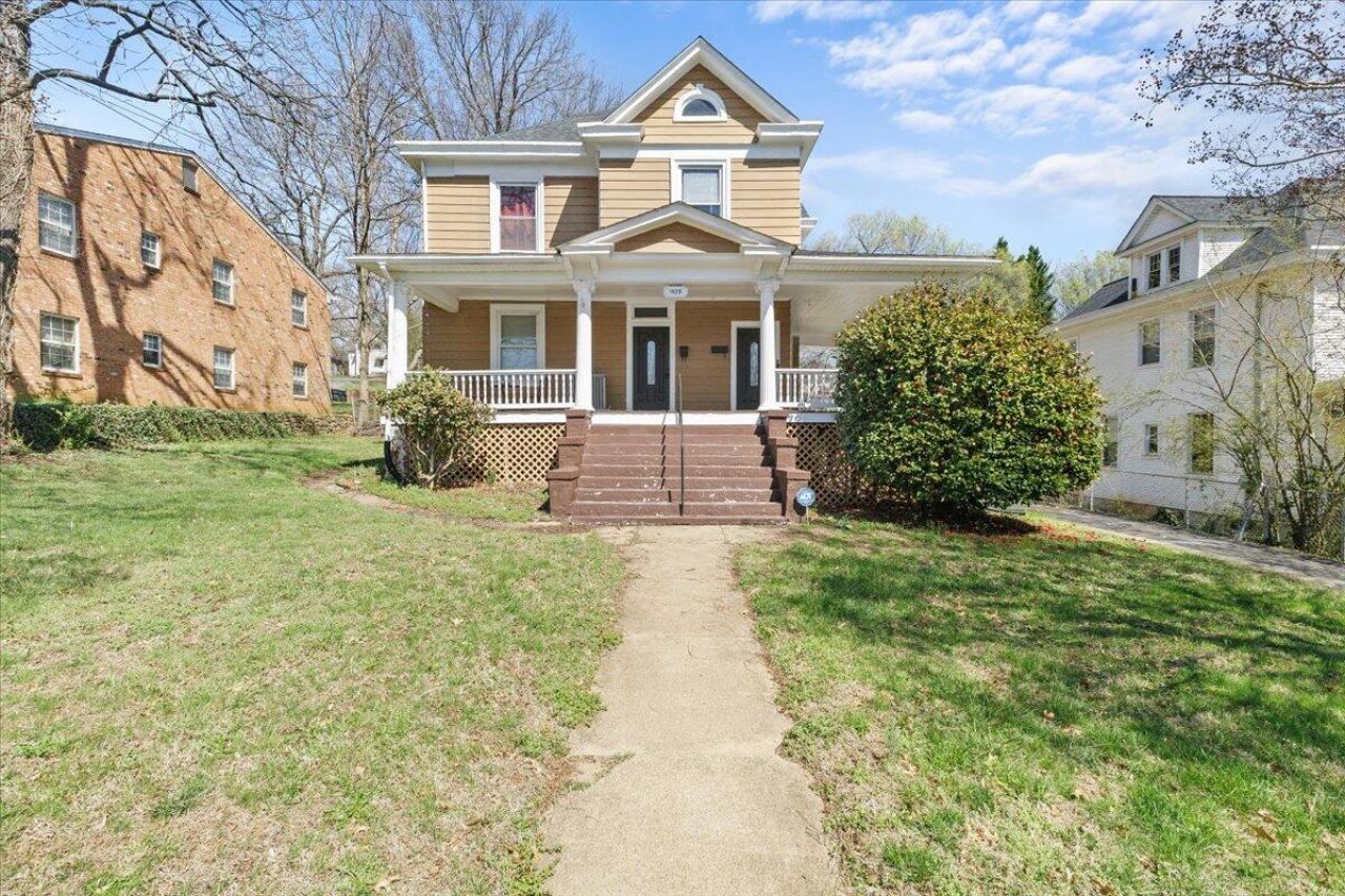 1825 Cambridge Ave Sw, Roanoke, VA 24015 Main Photo