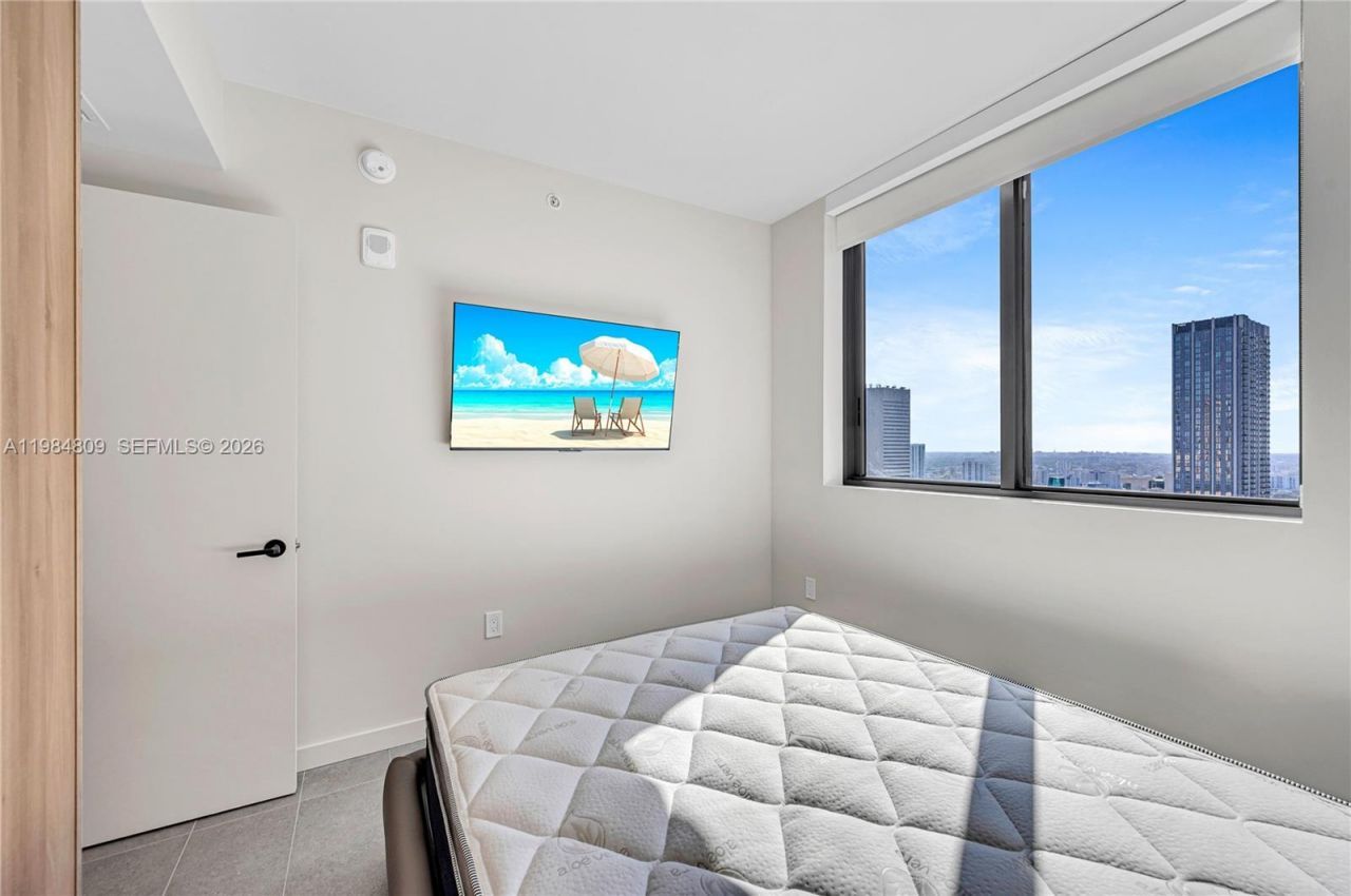 121 NE 5th St, Unit 3005, Miami, FL 33130 Photo