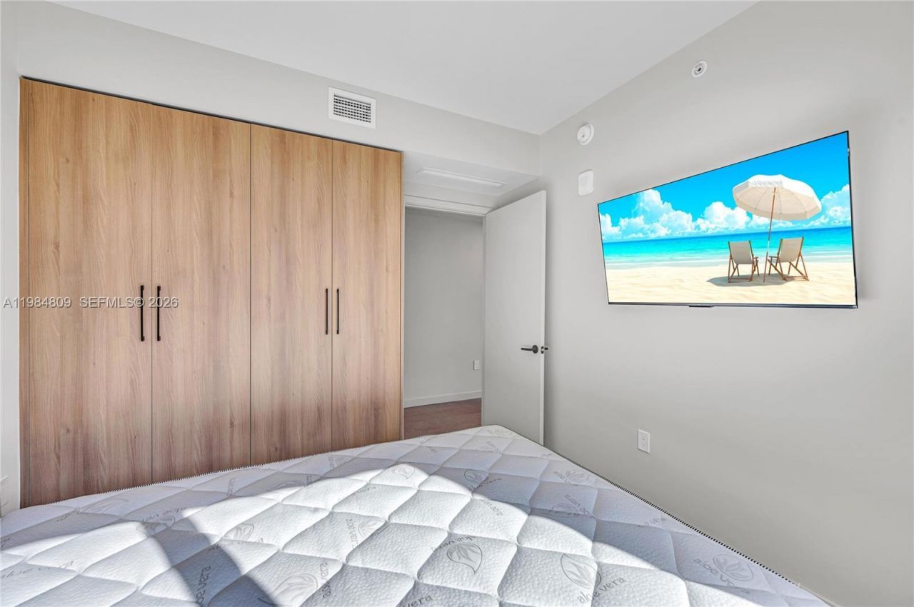 121 NE 5th St, Unit 3005, Miami, FL 33130 Photo