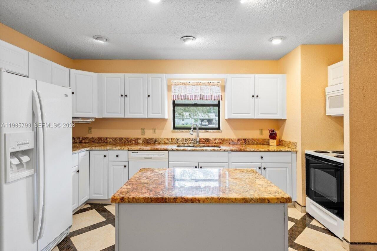 17315 N 60th Ln N , Loxahatchee, FL 33470 Photo