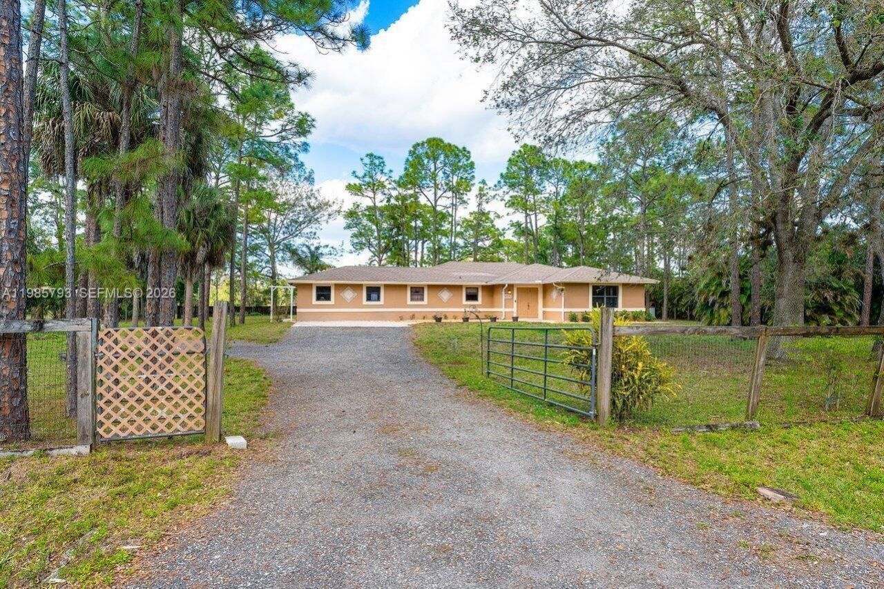 17315 N 60th Ln N , Loxahatchee, FL 33470 Photo