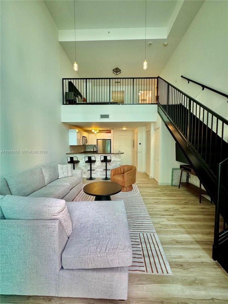 300 S Biscayne Blvd, Unit L-1210, Miami, FL 33131 Photo