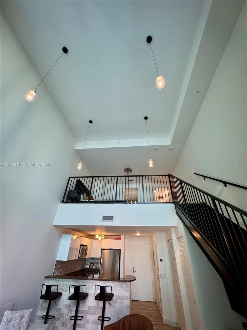 300 S Biscayne Blvd, Unit L-1210, Miami, FL 33131 Photo