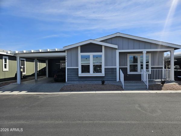 650 N Hawes Road, Unit 2805, Mesa, AZ 85207