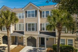 1474 Hamlin Park Circle photo 4