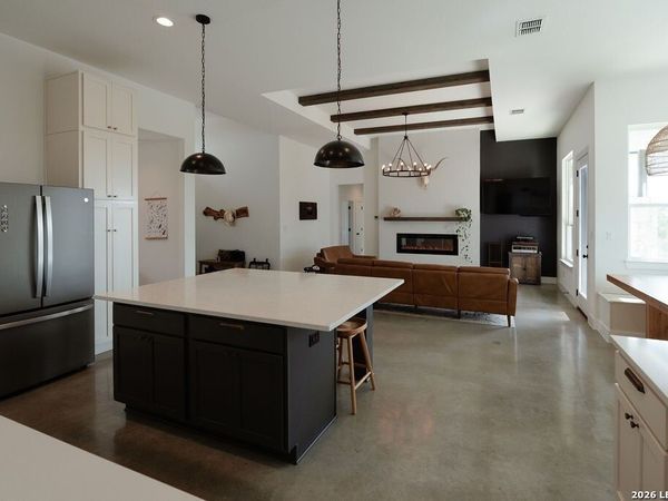 103 Cascada, Spring Branch, TX 78070