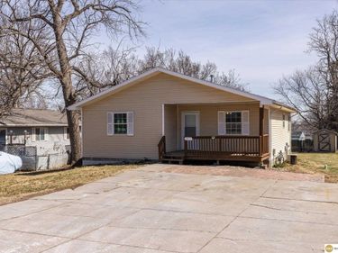 2822 Josephine Street, Bellevue, NE 68147