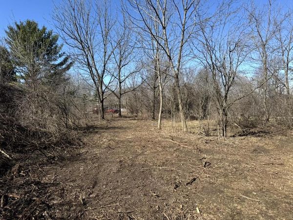 3120 S WEHR ROAD, New Berlin, WI 53146