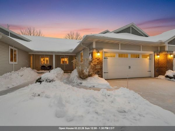 2580-3 BAY HARBOR CIRCLE, Green Bay, WI 54304