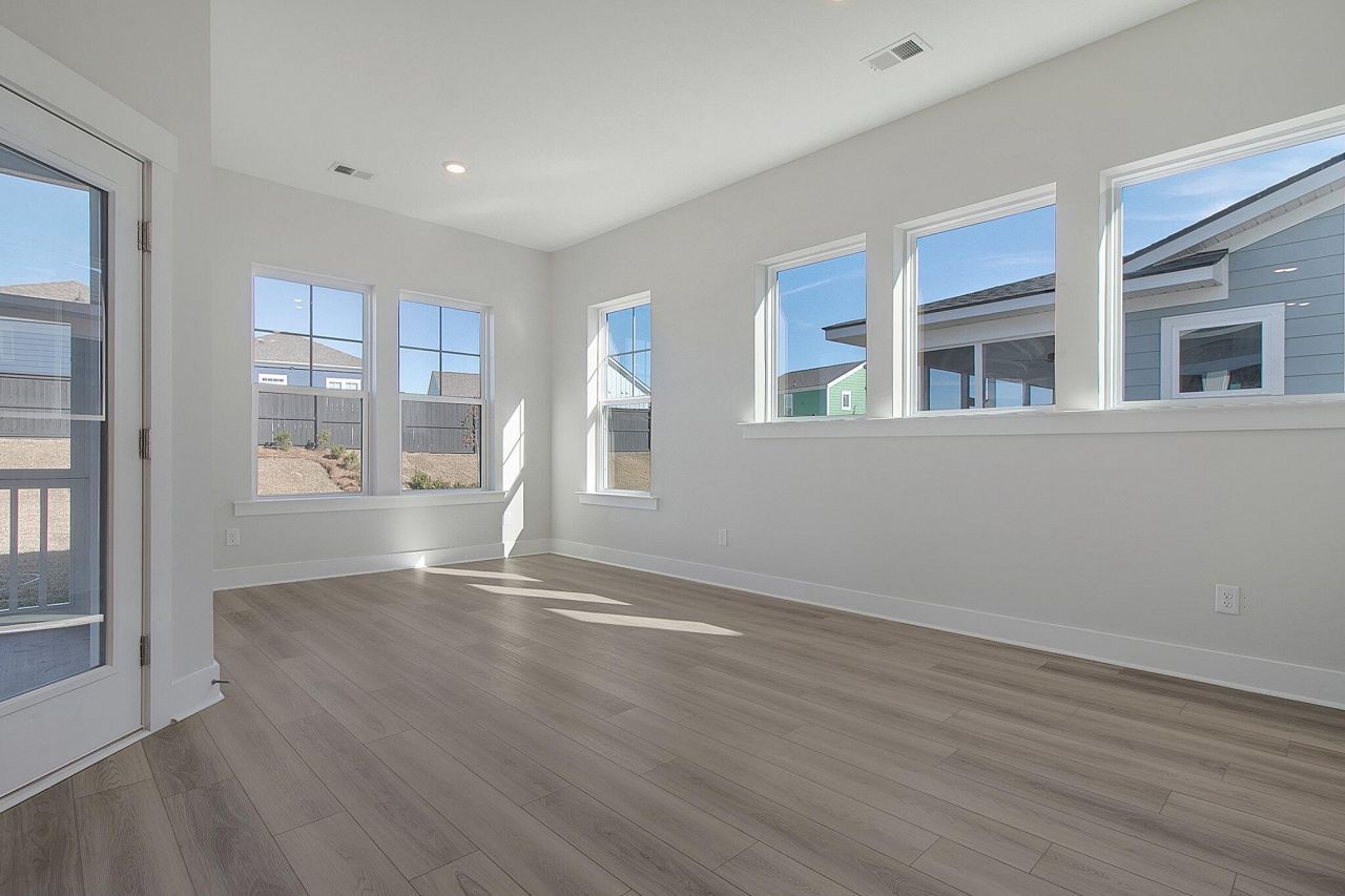 436 Brightside Trail Photo 11