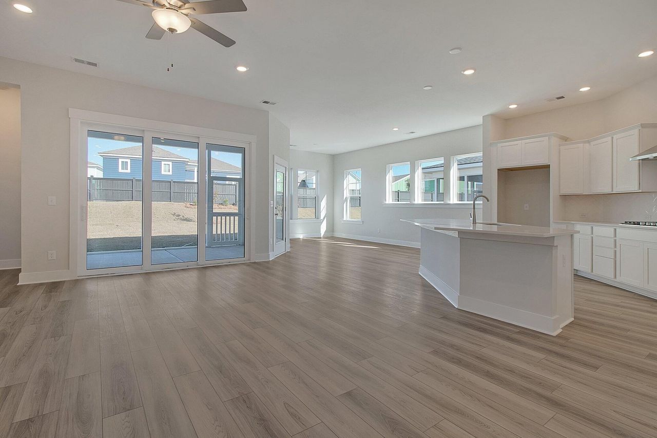 436 Brightside Trail Photo 12