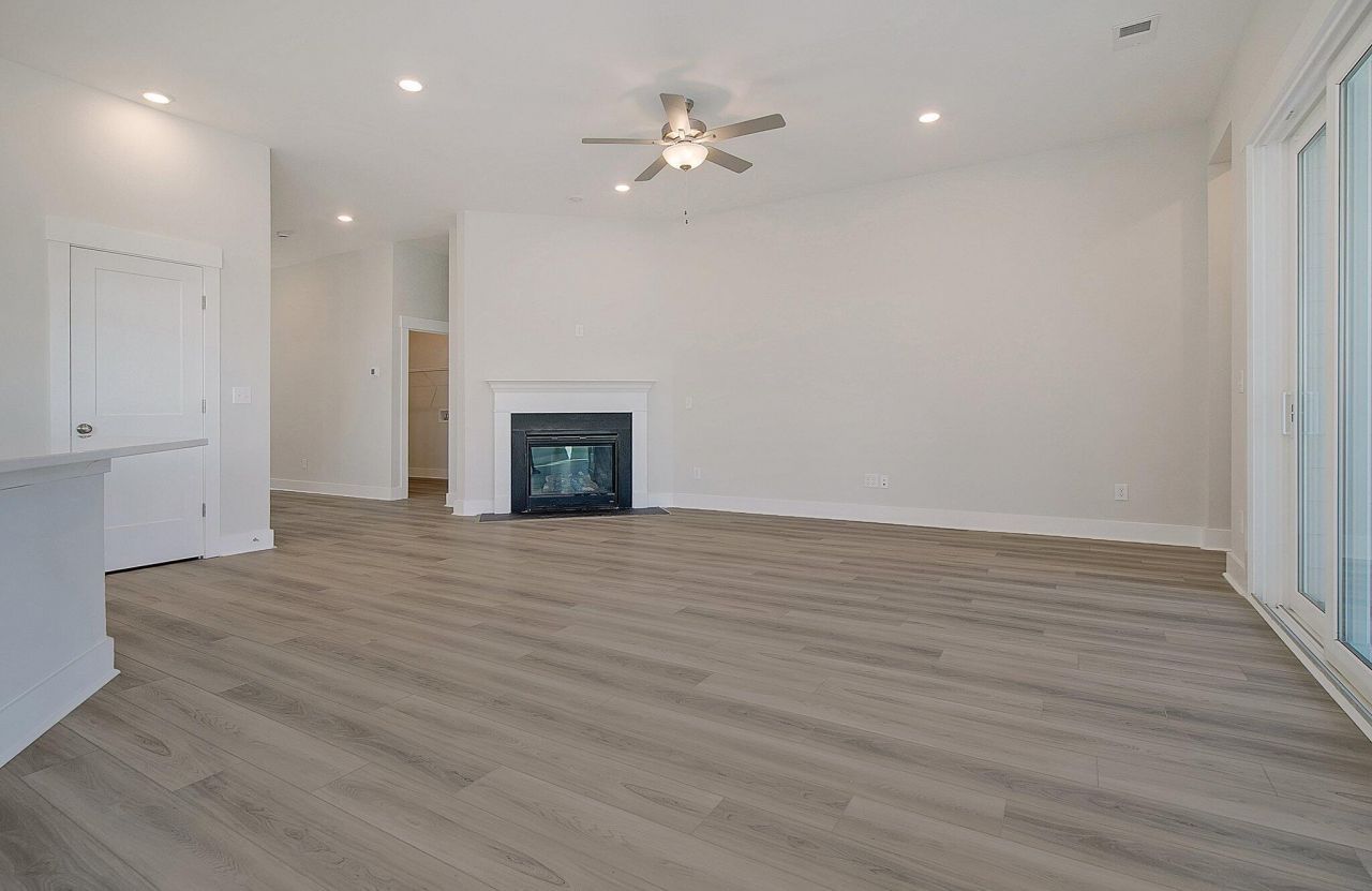 436 Brightside Trail Photo 9