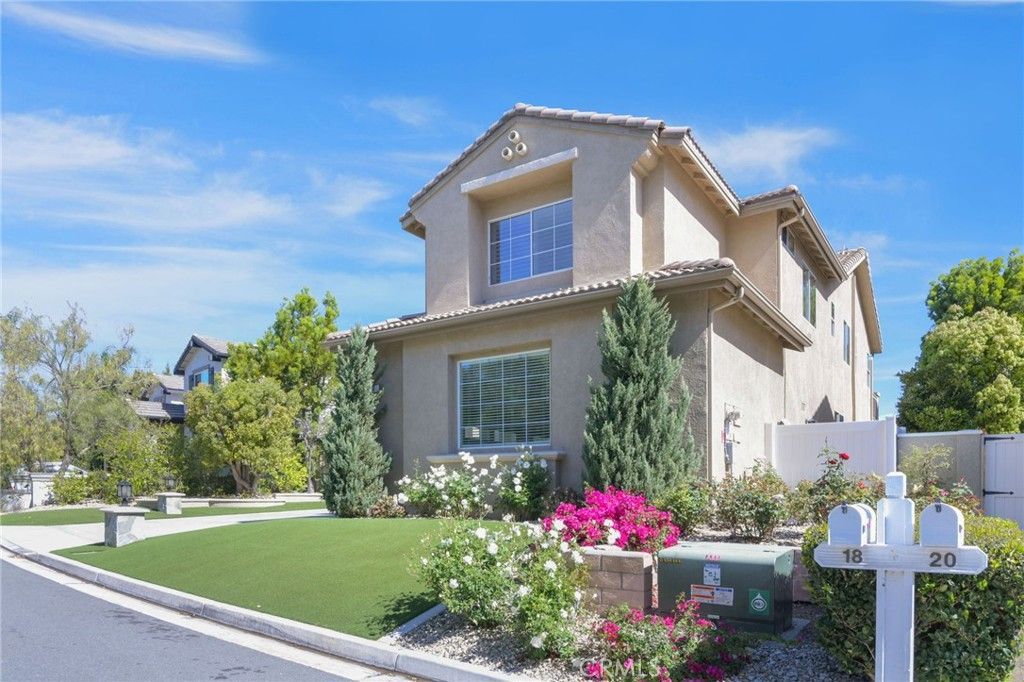 18 Whippoorwill, Trabuco Canyon, CA 92679 Main Photo