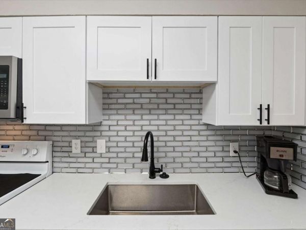 6700 Roswell Road, Unit 31B, Atlanta, GA 30328