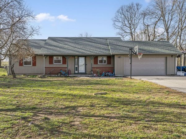 206 Plum Street, Sparta, MO 65753