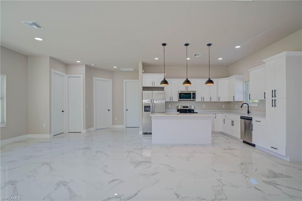 2023 Robert Ave , Alva, FL 33920 Photo