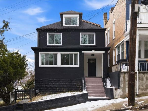 3 3rd Ave, Braddock, PA 15104