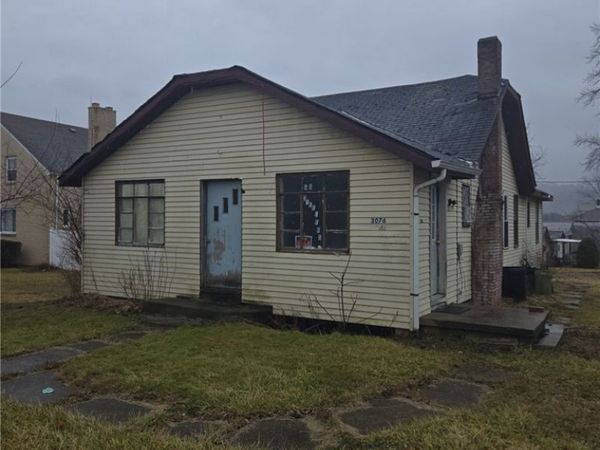 3076 Leechburg Rd, New Kensington, PA 15068