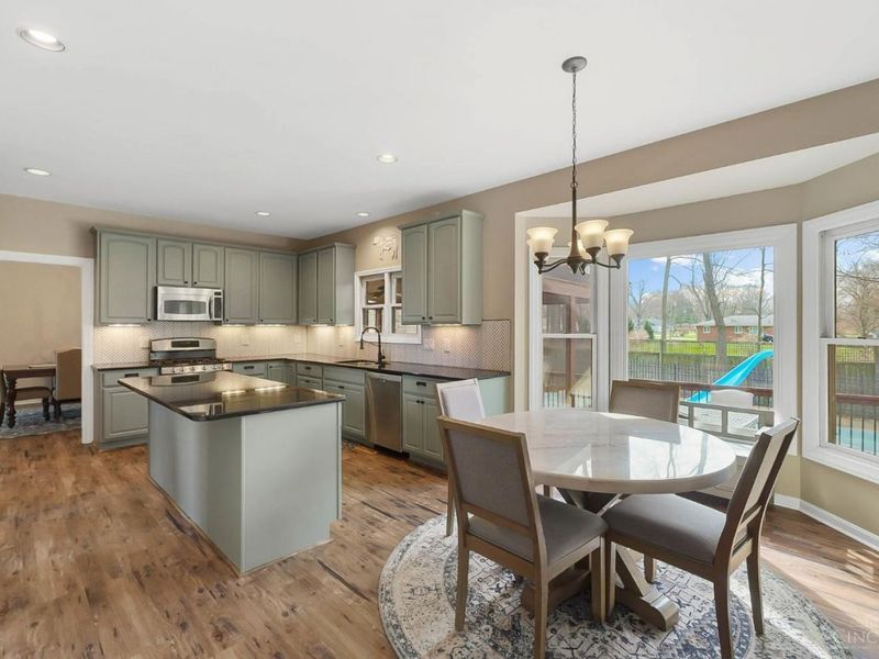 4036 Oak Tree Court, Loveland, OH 45140 Photo 21