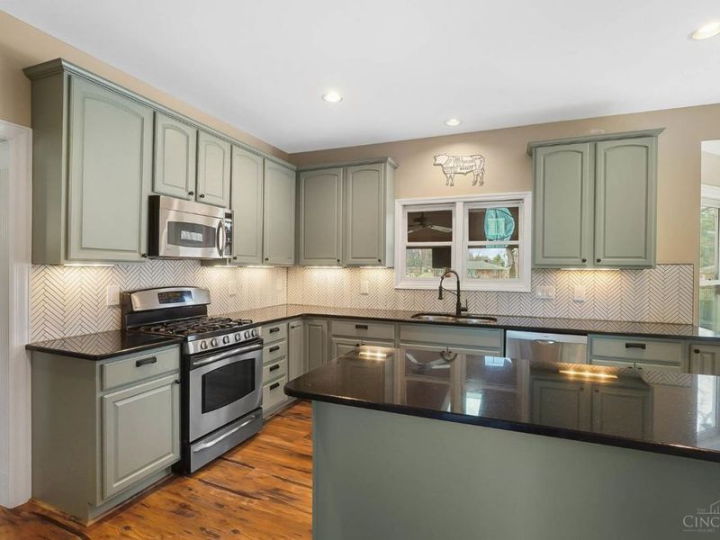 4036 Oak Tree Court, Loveland, OH 45140 Photo 24