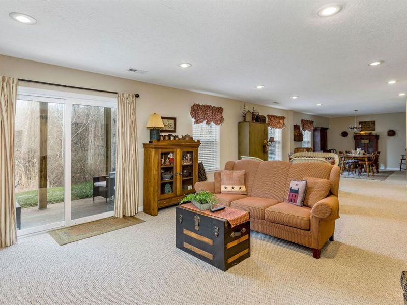 2344 Castle Pines Court, Hamilton, OH 45013 Photo 25