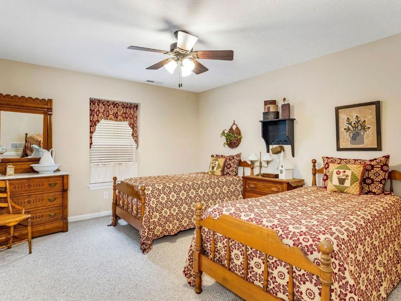 2344 Castle Pines Court, Hamilton, OH 45013 Photo 27