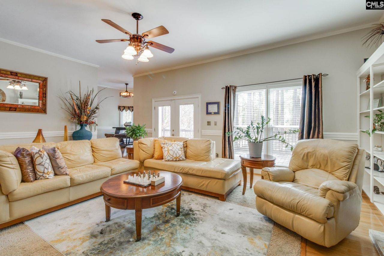 701 Kinlock Court  Photo 20