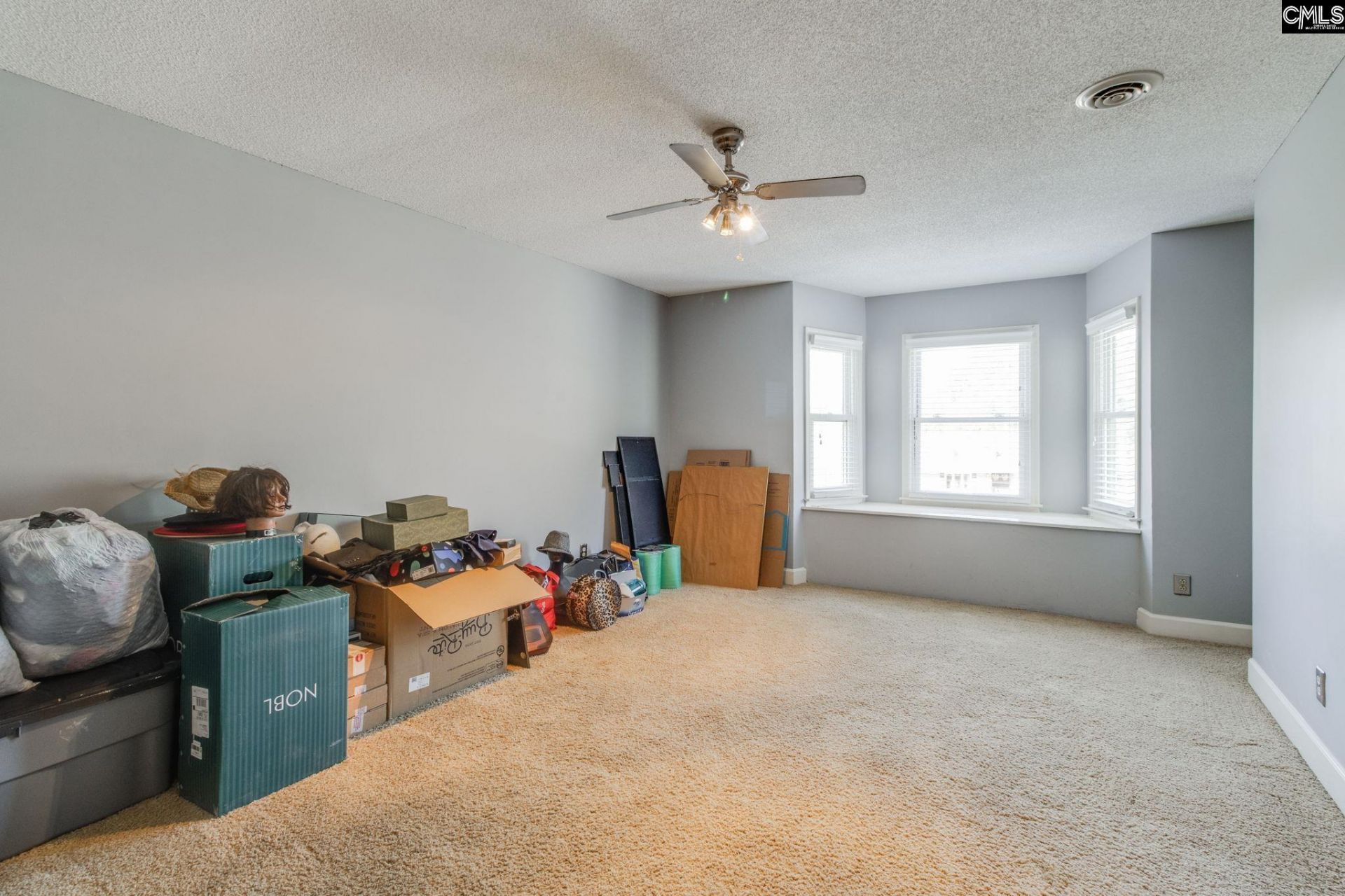 701 Kinlock Court Photo 33